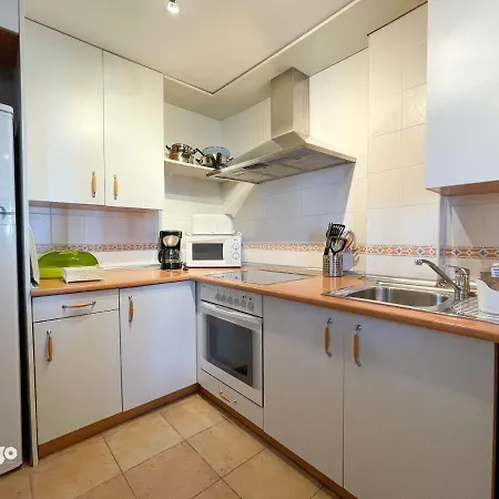 Moderno Duplex Apartment *