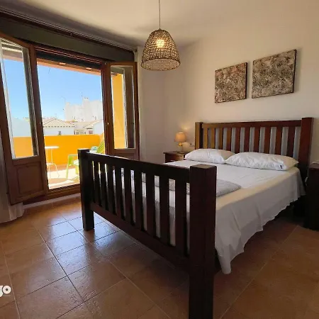 Moderno Duplex Apartment *